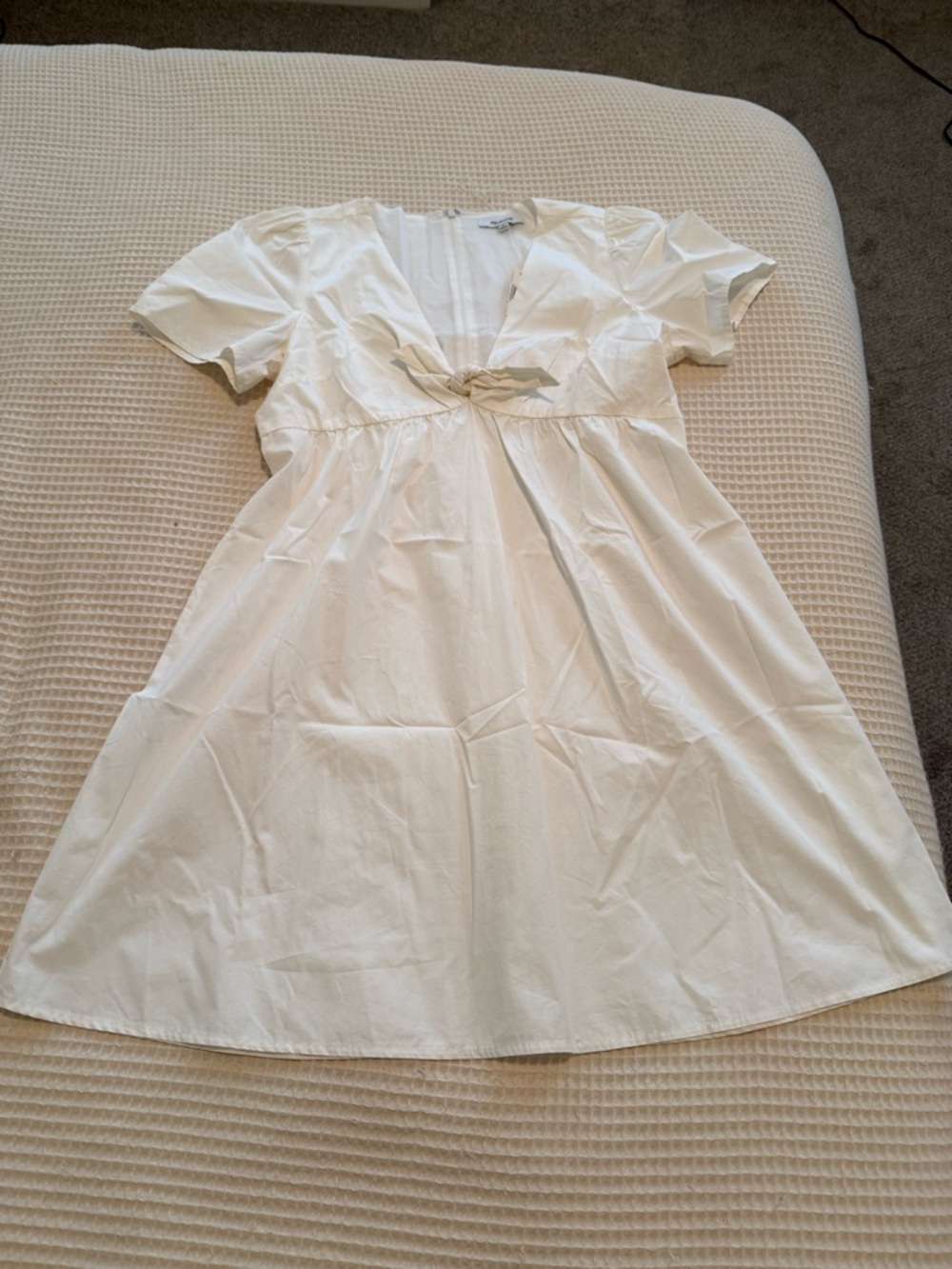 Madewell Cream V-Neck Short Sleeve Empire-Style Dress